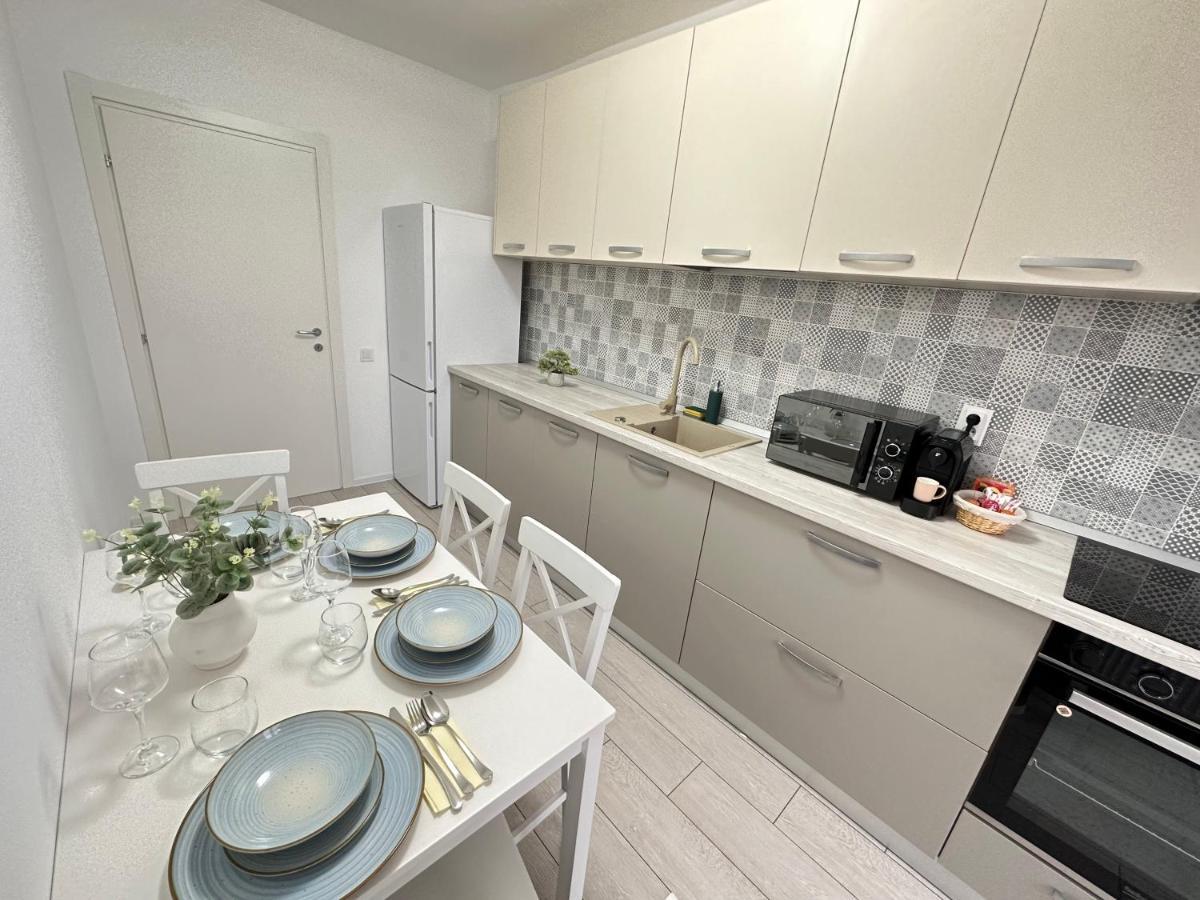 Cozy Luxury Apartments - Coresi Mall #Braşov Buitenkant foto