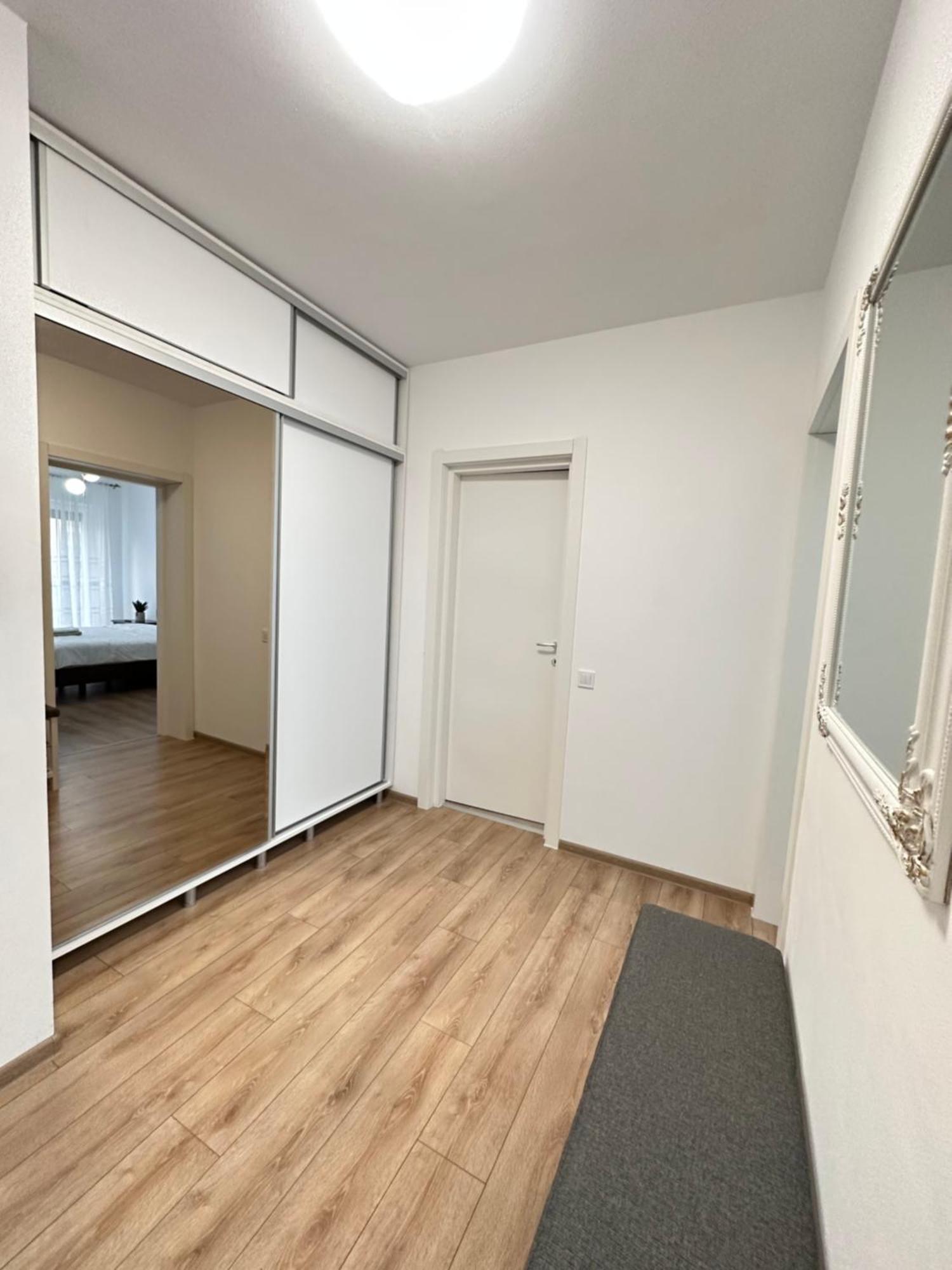 Cozy Luxury Apartments - Coresi Mall #Braşov Buitenkant foto